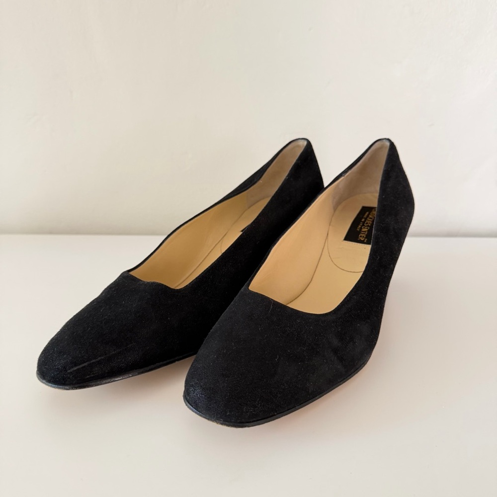 Vintage Pumps